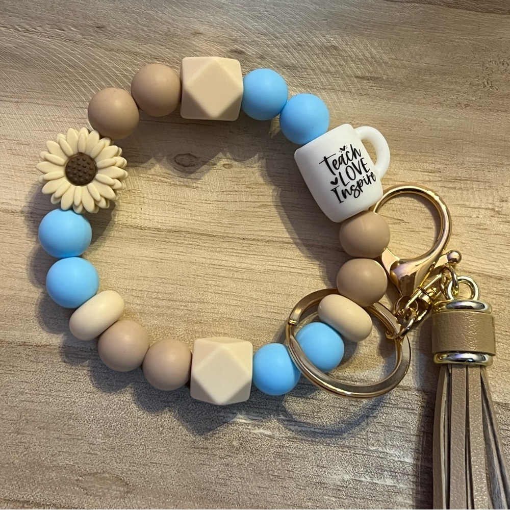Teacher appreciation keychain teach love inspire - Picture 2 of 3